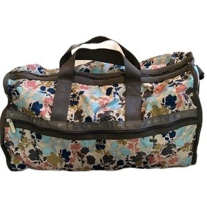 LeSportsac Floral Classic Deluxe Crossbody Travel Overnight Duffle Handbag
